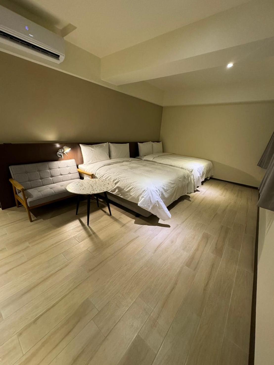 享住新大華館 Hotel Кийлунг Екстериор снимка