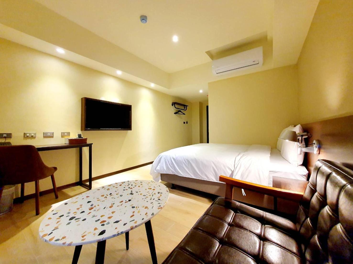享住新大華館 Hotel Кийлунг Екстериор снимка